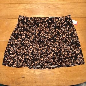 Livi active skort. Size 22/24.
